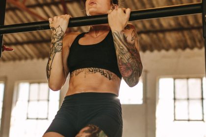 is-it-ever-okay-to-hit-on-someone-at-the-gym?